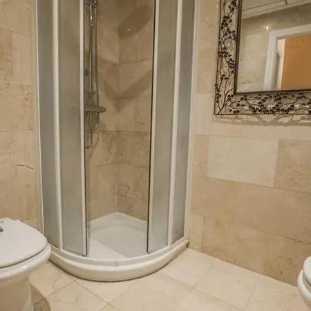 Skyline Penthouse דירה